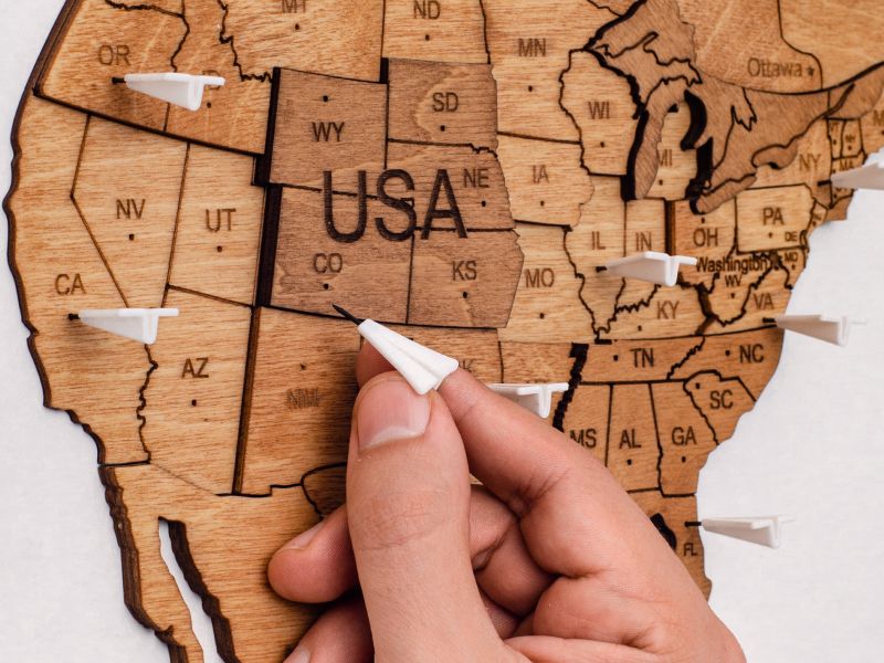 紙飛機圖釘